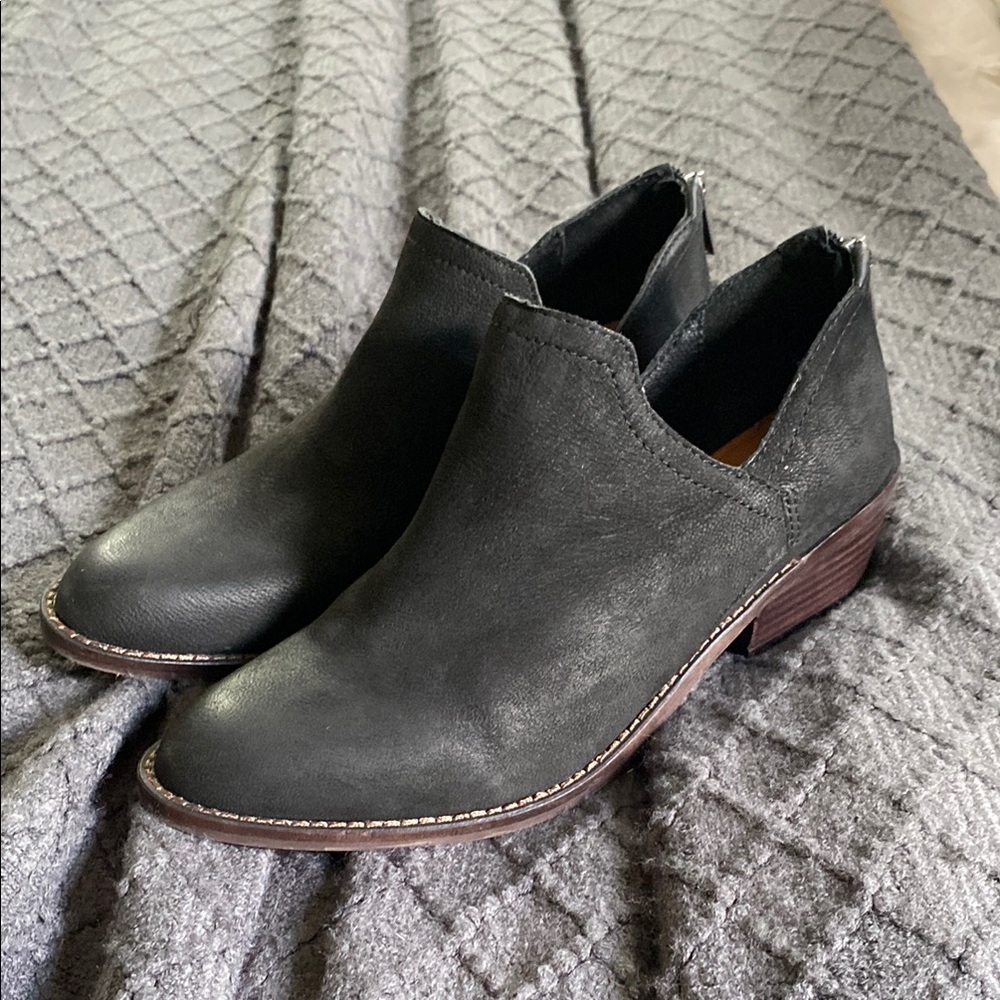 Lucky Brand Black Ankle Booties with Smooth Leather